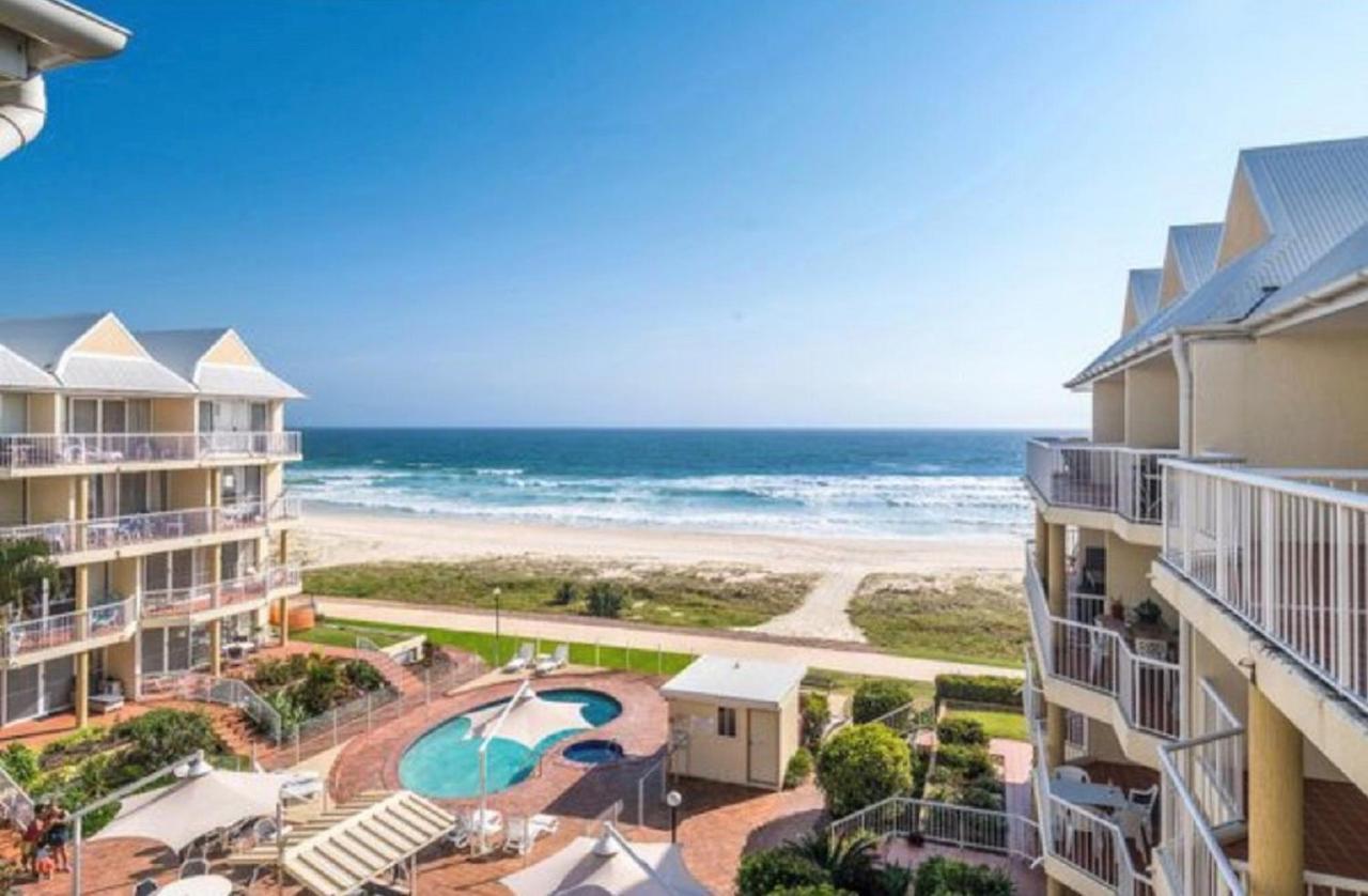 Crystal Beachfront Apartments Gold Coast Exteriér fotografie